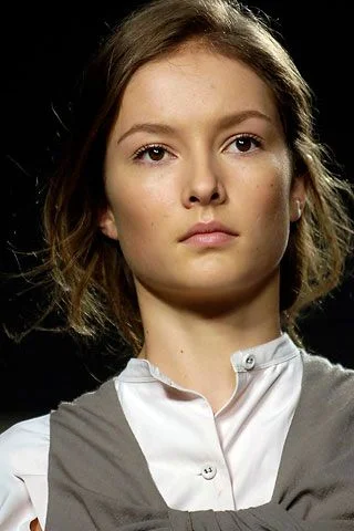 Look 16